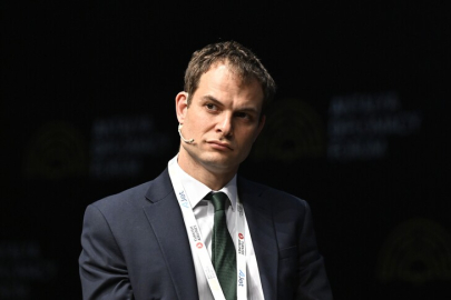 İngiltere'nin Orta Doğu ve Afrika’dan Sorumlu Devlet Bakanı, Hürmüz Boğazı'nın açılmasının önemini vurguladı