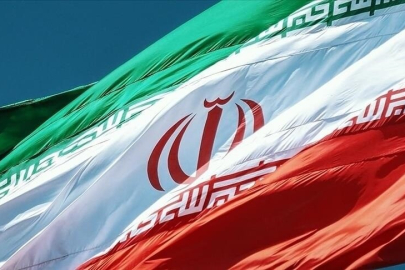 İran, hava sahasının bir bölümünü uçuşlara açtığını duyurdu