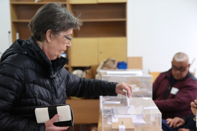 Bulgaristan'da genel seçim için oy kullanma işlemi başladı