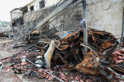 İsrail'in şiddetli saldırılarla hedef aldığı Lübnan'ın Nebatiye kentinde geride büyük bir yıkım kaldı