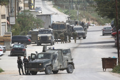 İsrail ordusunun işgal altındaki Batı Şeria'daki saldırısında 2 Filistinli yaralandı
