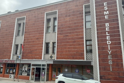 Eşme Belediye Başkanı Tozan ve 2 belediye çalışanı "irtikap" soruşturmasında tutuklandı