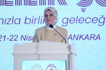 Bakan Göktaş: Yaşlılık Şurası ile ulaşmak istediğimiz amaç 'yaşlı dostu' bir Türkiye modelini hayata geçirmek