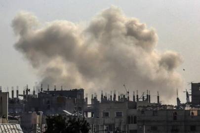 İsrail'in Gazze Şeridi'nin güneyinde İHA ile düzenlediği saldırıda bir kişi hayatını kaybetti