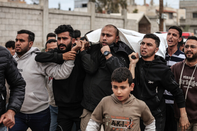 İsrail’in Gazze’ye düzenlediği saldırıda 3’ü çocuk 5 Filistinli hayatını kaybetti