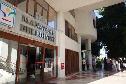 Manavgat Belediyesine yönelik soruşturmada gözaltına alınan 5 şüpheli tutuklandı