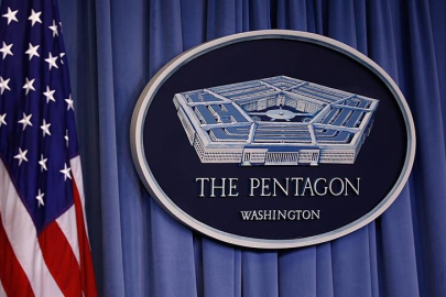 Pentagon, ABD Donanma Sekreteri Phelan'ın görevinden ayrıldığını duyurdu