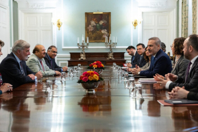 Dışişleri Bakanı Fidan, İngiltere'de Lordlar Kamarası ve Avam Kamarası üyeleriyle görüştü