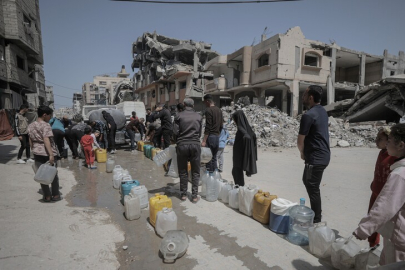 Gazze'de İsrail'in saldırıları ve ablukasıyla artan su krizi, Filistinlilerin hayatını derinden etkiliyor