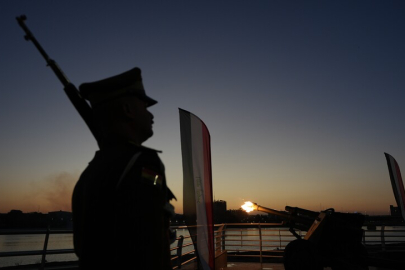 Irak'ta yeniden gündeme gelen zorunlu askerlik tasarısı tartışılıyor