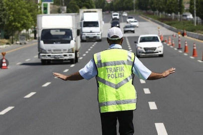 İstanbul'da 3 ilçede bugün ve yarın bazı yollar trafiğe kapatılacak