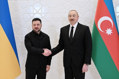Aliyev ve Zelenskiy Azerbaycan'ın Gebele şehrinde görüştü
