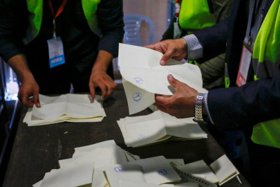 Filistin'deki yerel seçimde oy sayma işlemleri devam ediyor