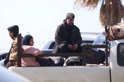 İsrail'in Lübnan'ın güneyine ateşkese rağmen düzenlediği saldırılar yeniden göç dalgası başlattı