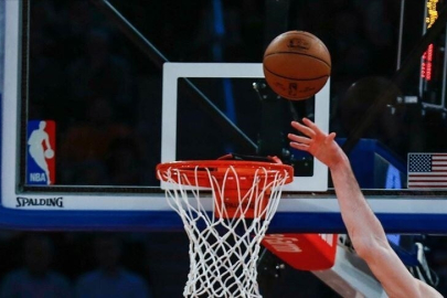 NBA play-off'larında Thunder, Suns'ı yenerek seriyi 3-0 yaptı