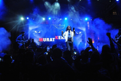 Nesine 2. Lig'e yükselen Kütahyaspor şampiyonluğunu Murat Kekilli konseriyle kutladı