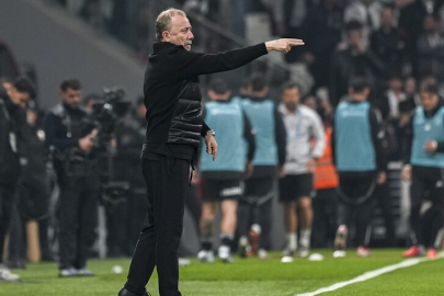 Sergen Yalçın, Beşiktaş'ın başında 100. Süper Lig maçına çıkacak