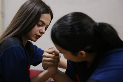 Türkiye'de bileği bükülmeyen Neslihan'ın hedefi Avrupa şampiyonluğu