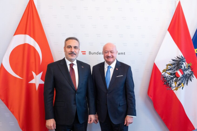 Dışişleri Bakanı Fidan, Avusturya Başbakanı Stocker tarafından kabul edildi