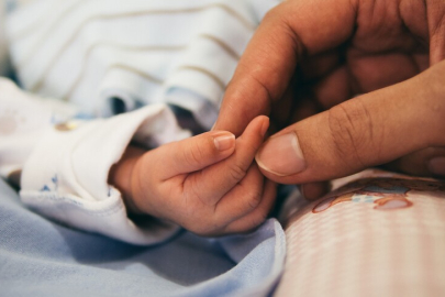 Nisan ayı doğum yardımı ödemeleri hesaplara yatırıldı