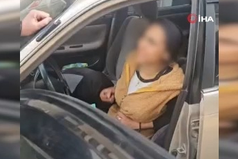 Bursa'da pes dedirten hırsızlık! "Araç benim" diyerek araçtan inmedi