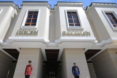 İçişleri Bakanlığı: İstanbul'da kanuna aykırı eylem girişiminde bulunan 575 şahıs hakkında işlemler yürütülmektedir