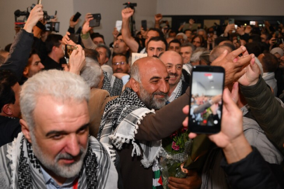İsrail'in alıkoyduğu Küresel Sumud Filosu aktivistleri yaşadıklarını anlattı