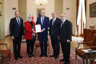 TBMM Başkanı Kurtulmuş, TBMM Çocuk Hakları Alt Komisyonu üyelerini kabul etti