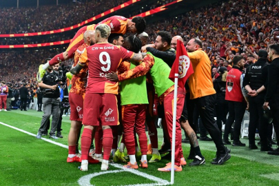 Galatasaray, Süper Lig'de 3 puanlı sistemde 19. şampiyonluğunu kazandı