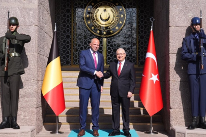 Milli Savunma Bakanı Güler, Belçikalı mevkidaşı Francken ile görüştü