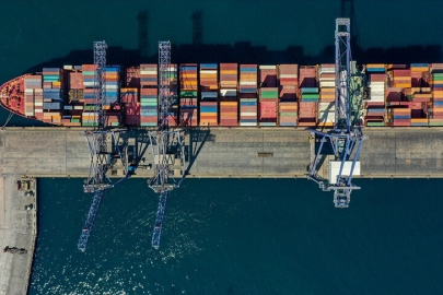 Ege'nin nisan ihracatı 3 milyar 908 milyon dolara yükseldi