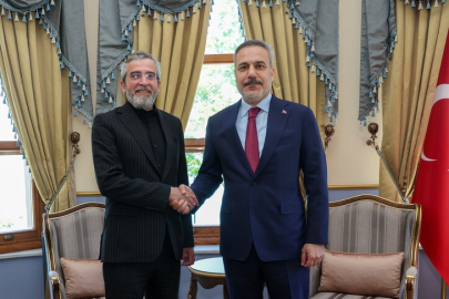 Dışişleri Bakanı Fidan, İran Ulusal Güvenlik Yüksek Konseyi Sekreter Yardımcısı Bakıri ile görüştü