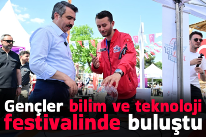 Gençler bilim ve teknoloji festivalinde buluştu