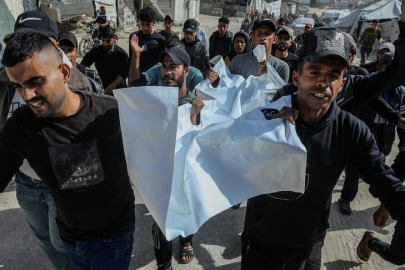 İsrail'in Gazze'ye düzenlediği İHA saldırısında 1 kişi hayatını kaybetti