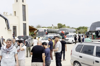 Küresel Sumud Filosu konvoyu, Libya'nın doğusuna girmek için Sirte'de bekliyor
