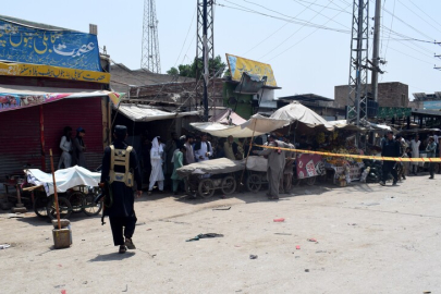 Pakistan'da pazarda meydana gelen patlamada 3 kişi hayatını kaybetti, 4 kişi yaralandı