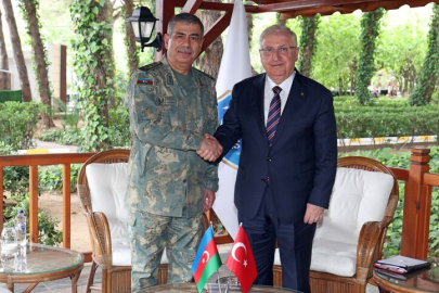 Bakan Güler, Azerbaycanlı mevkidaşı Hasanov ile görüştü