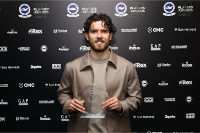 Ferdi Kadıoğlu, Brighton'da sezonun oyuncusu seçildi