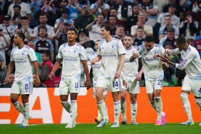 Aston Villa, UEFA Avrupa Ligi'nde şampiyon oldu
