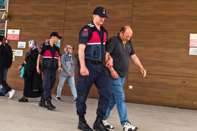 Kredi kartı çalıp harcama yapan şüpheliler yakalandı
