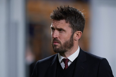 Manchester United, Michael Carrick ile sözleşme imzaladı