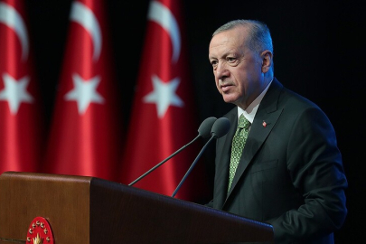 Cumhurbaşkanı Erdoğan, Necip Fazıl Kısakürek'i vefatının 43'üncü yılında andı