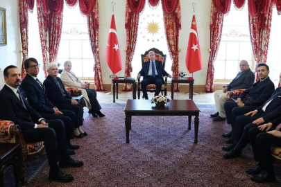Cumhurbaşkanı Erdoğan, 27 Mayıs darbesi mağdurlarının ailelerini kabul etti