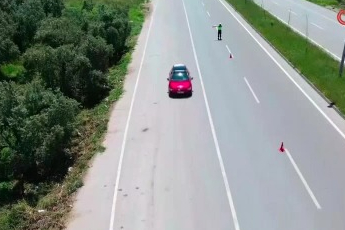 Jandarmadan sürücülere çikolata ihramı