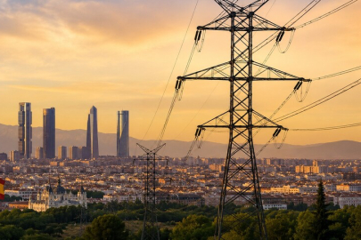 İspanya'da elektrik ve doğal gazda KDV oranları yeniden yüzde 21'e çıktı