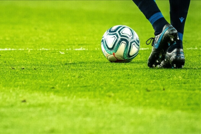 UEFA finallerinin kaybedeni Arsenal