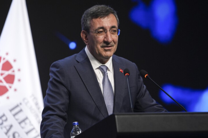 Yılmaz: Ekonomimizin verimliliğini artıran politikalarımızı tavizsiz biçimde uygulamaktayız