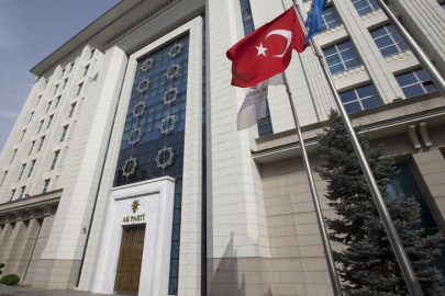 AK Parti'de 4 il başkanı değişti