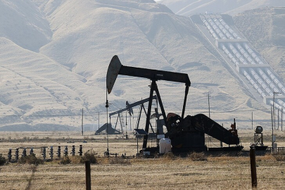ABD/İsrail-İran Savaşı gölgesindeki 100'üncü günde petrol fiyatları yüksek seyrini koruyor