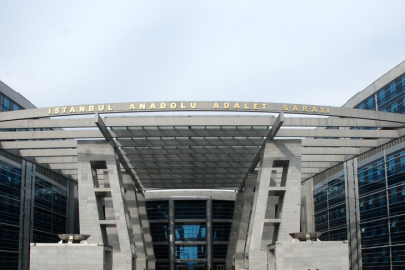 İstanbul merkezli "şike" operasyonunda yakalanan 82 zanlı adliyede
